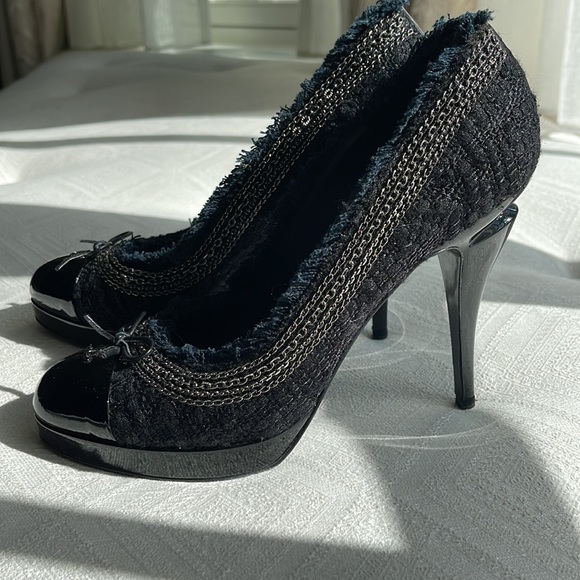 Chanel tweed and patent heels size 40 - Picture 2 of 9